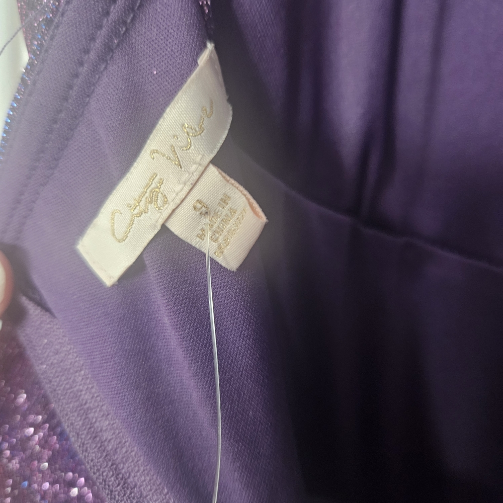 Elegant Purple Maxi Dress - Picture 2 of 6